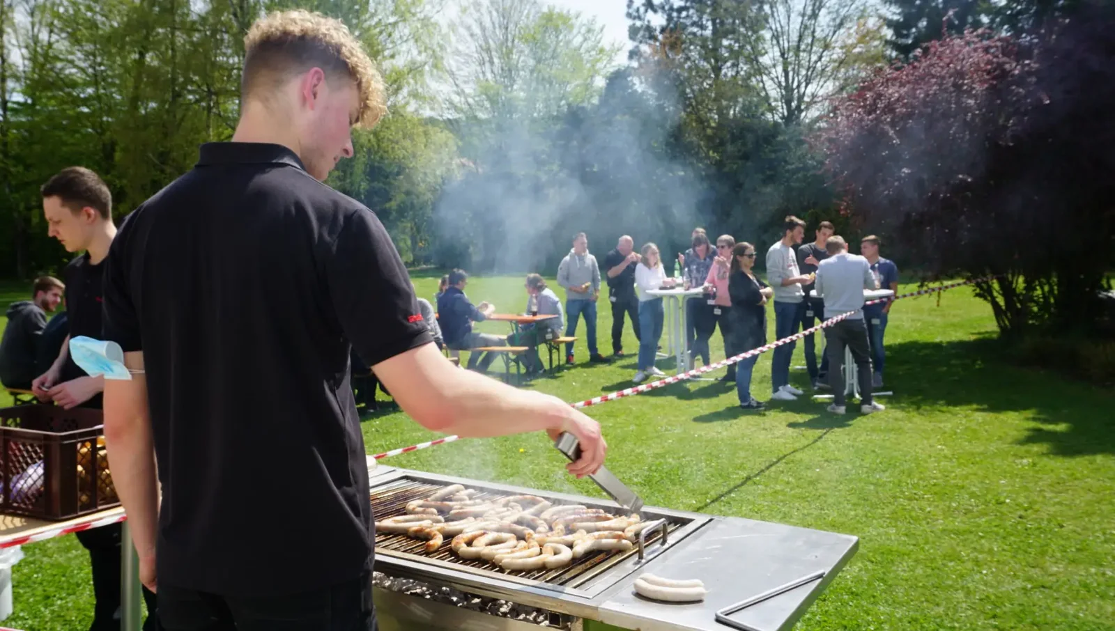 Erecting the Maibaum with barbecue