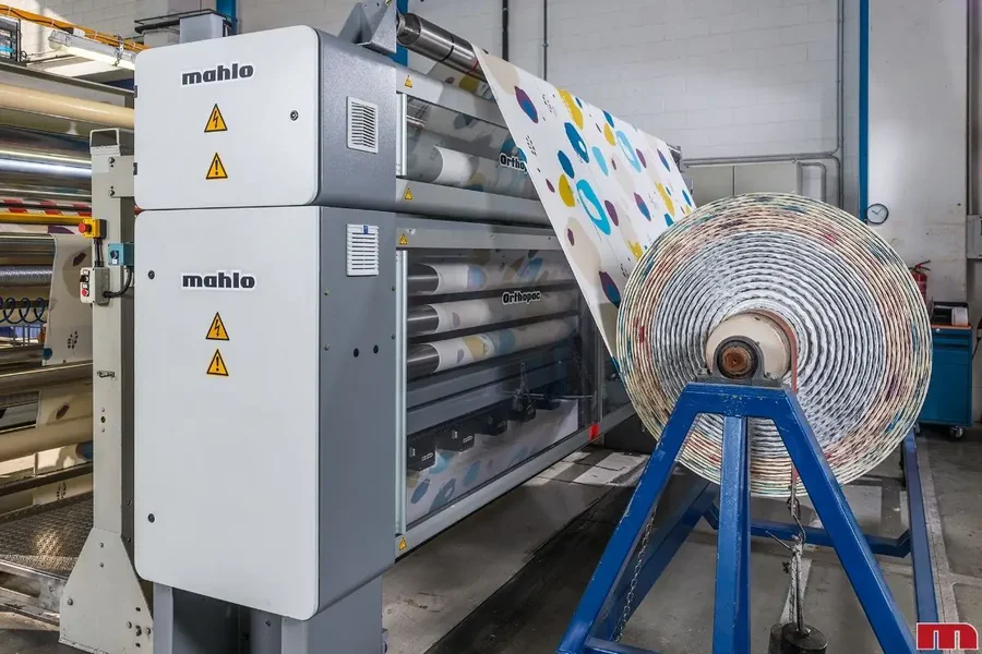 Richtmaschine Orthopac RVMC-12 am Linieneinlauf